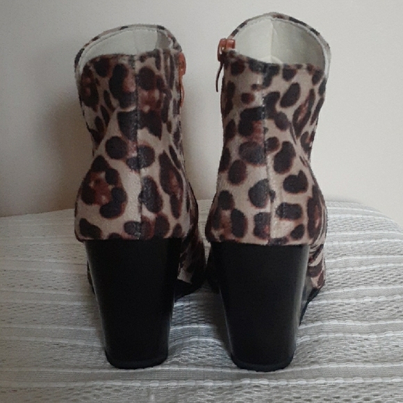 Leopard Print Ankle Booties - Picture 9 of 9